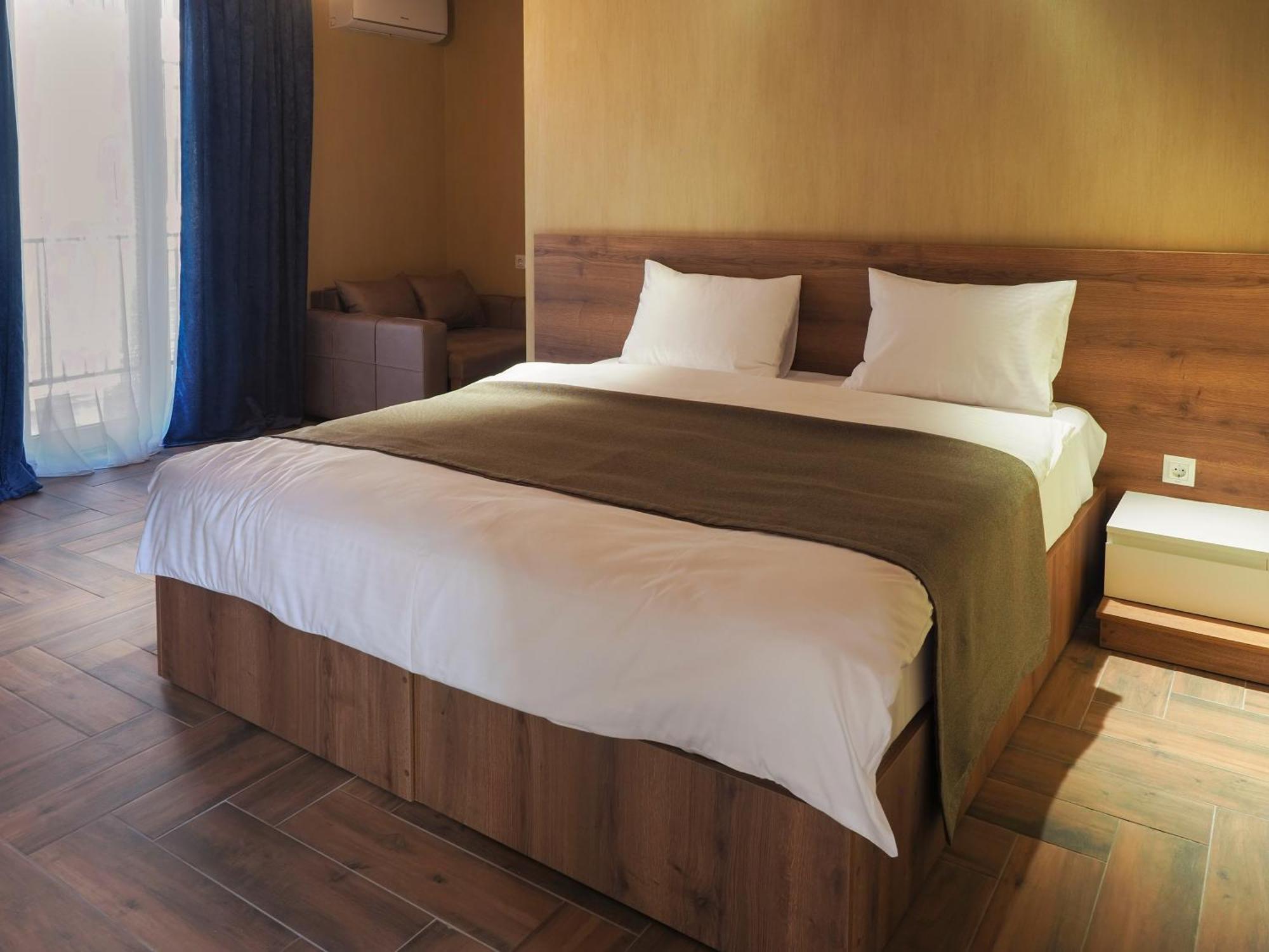 Hotel Hills In Old Tbilisi Esterno foto