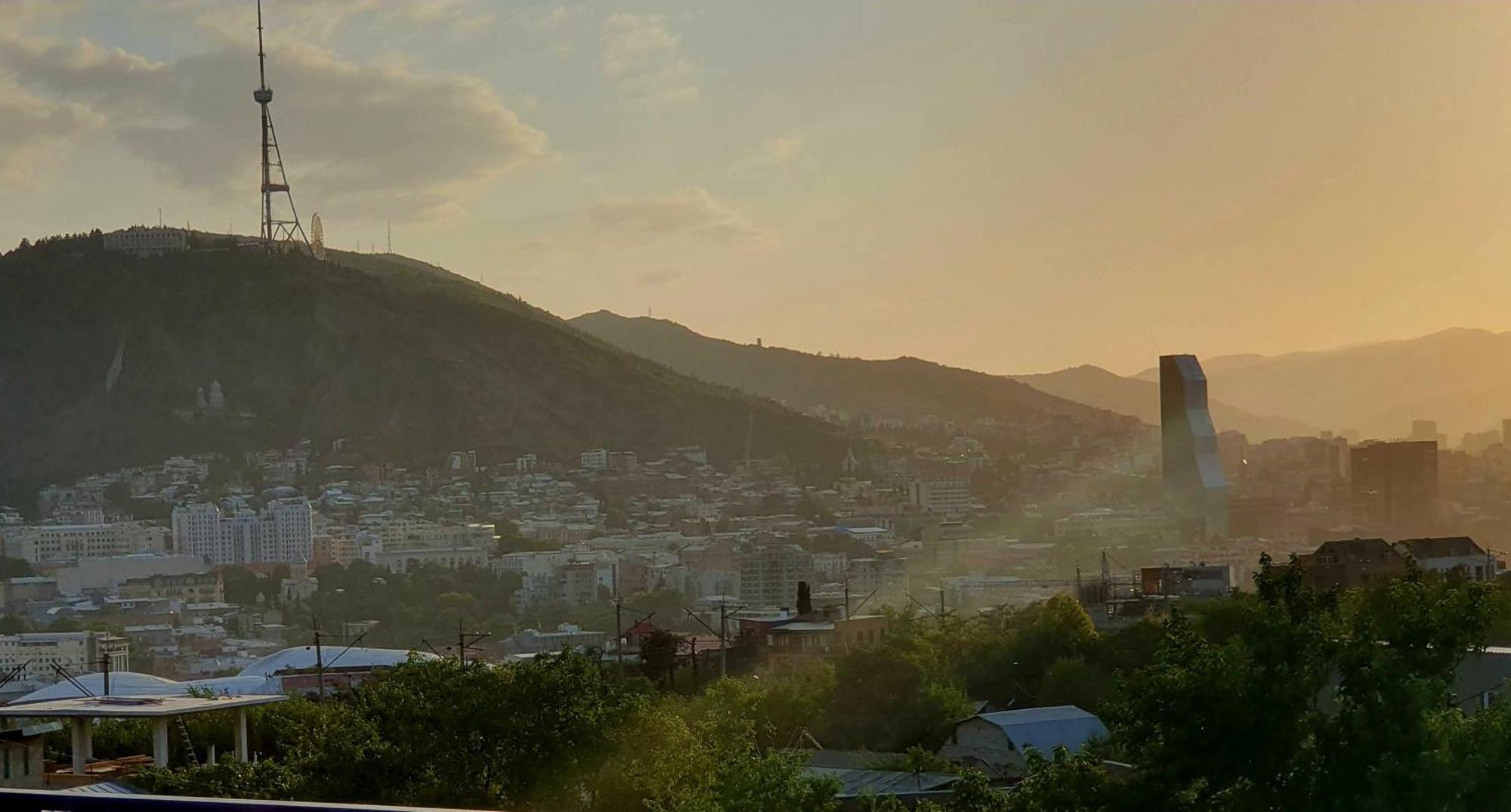 Hotel Hills In Old Tbilisi Esterno foto