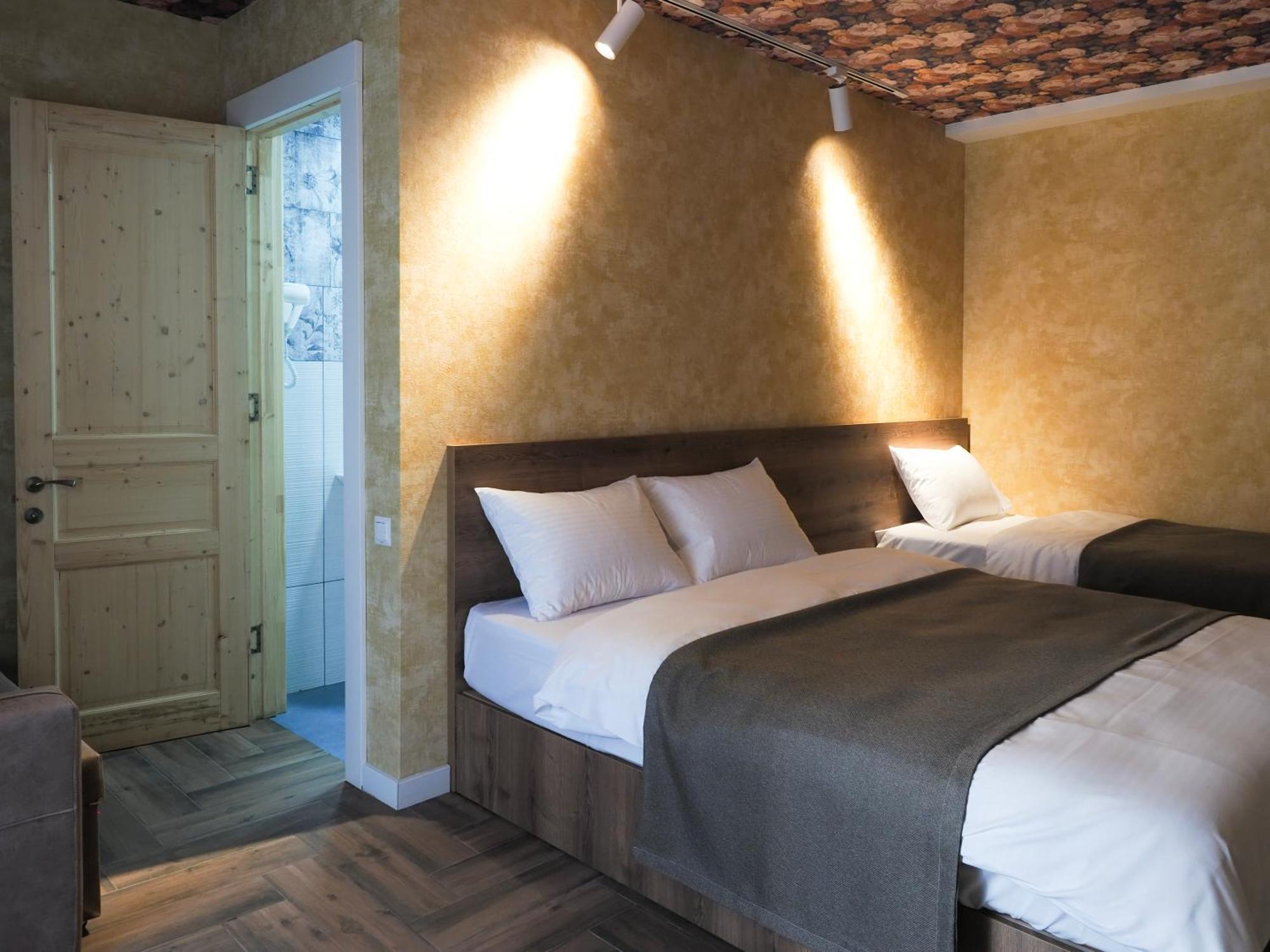 Hotel Hills In Old Tbilisi Esterno foto